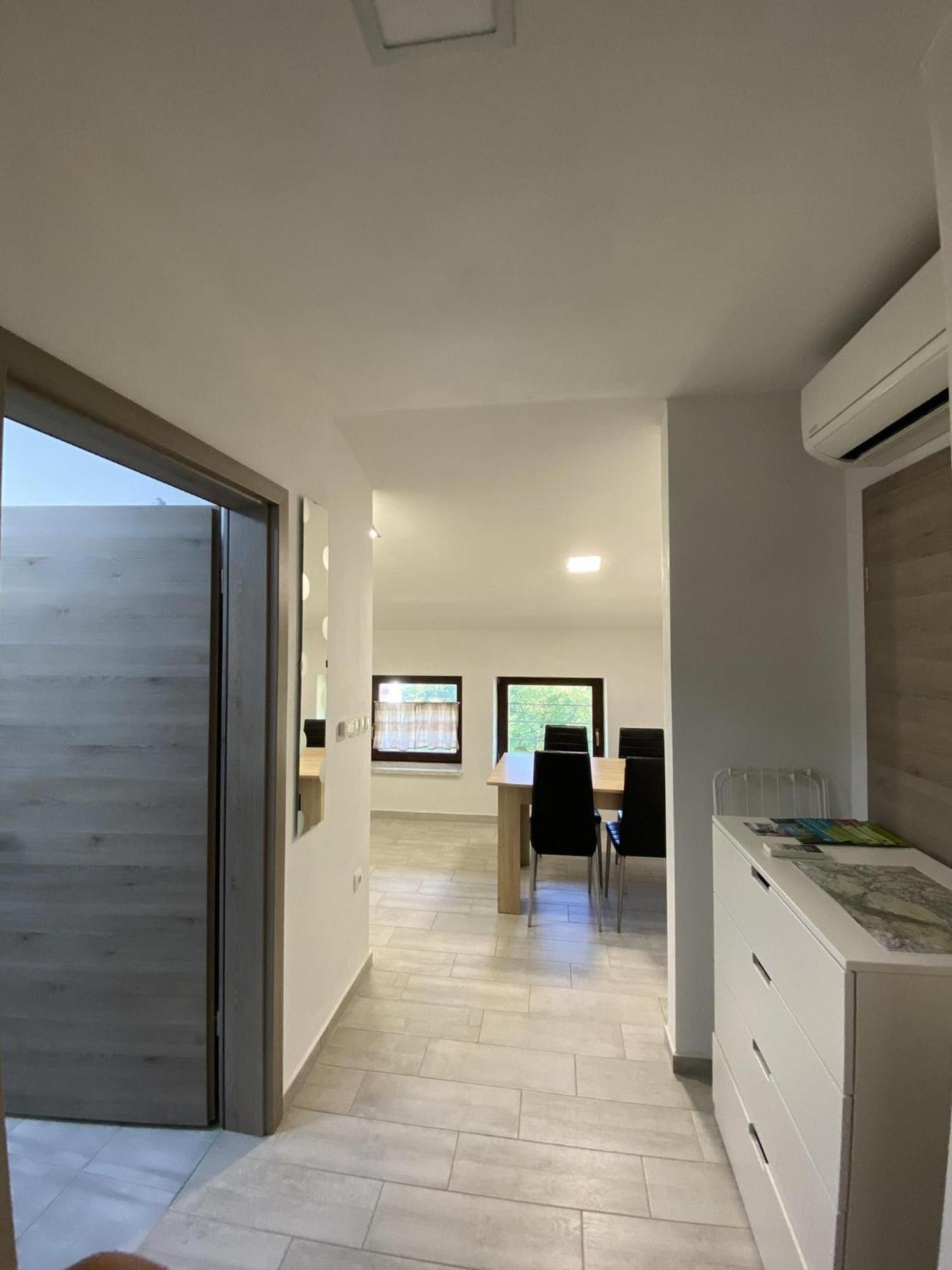 Apartma Logar コバリード エクステリア 写真